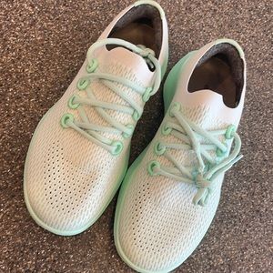 Women’s Allbirds size 8.5 Tree Dashers, never worn